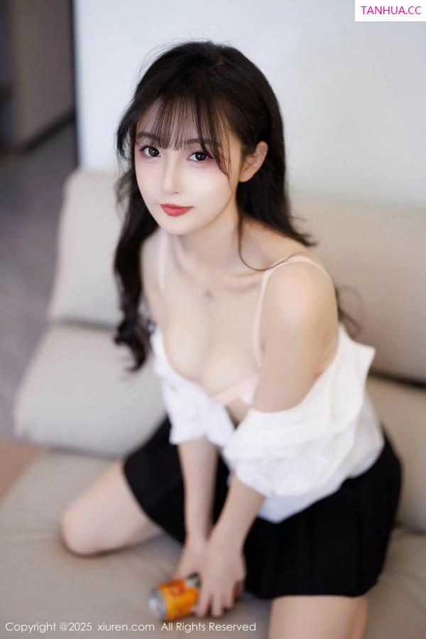   [XiuRen]高清写真图 2025.03.25 No.10067 樱桃小阑子 西安旅拍第18张图片